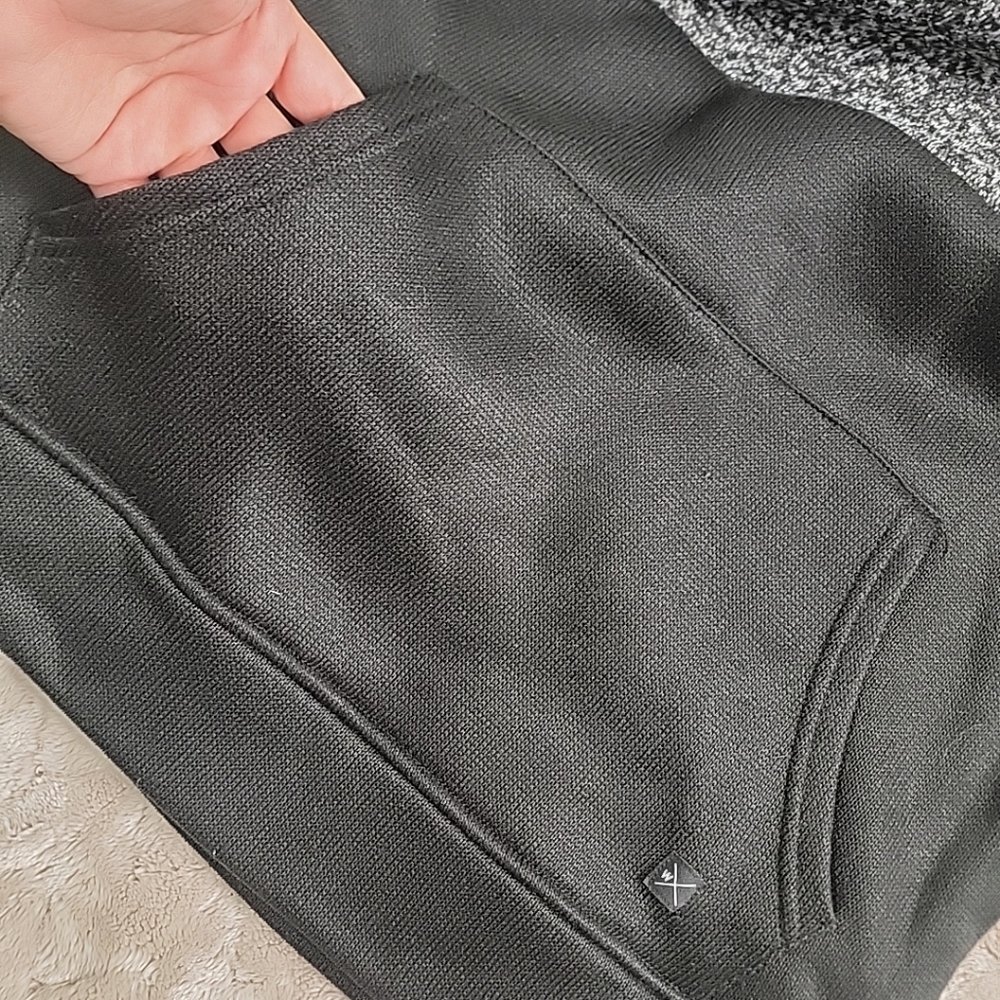 Trendy Black And Multicolor Patterned Hoodie - image 5